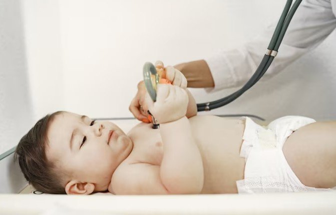 What services does Dr. Ramani Ranjan offer for child healthcare in Greater Noida?